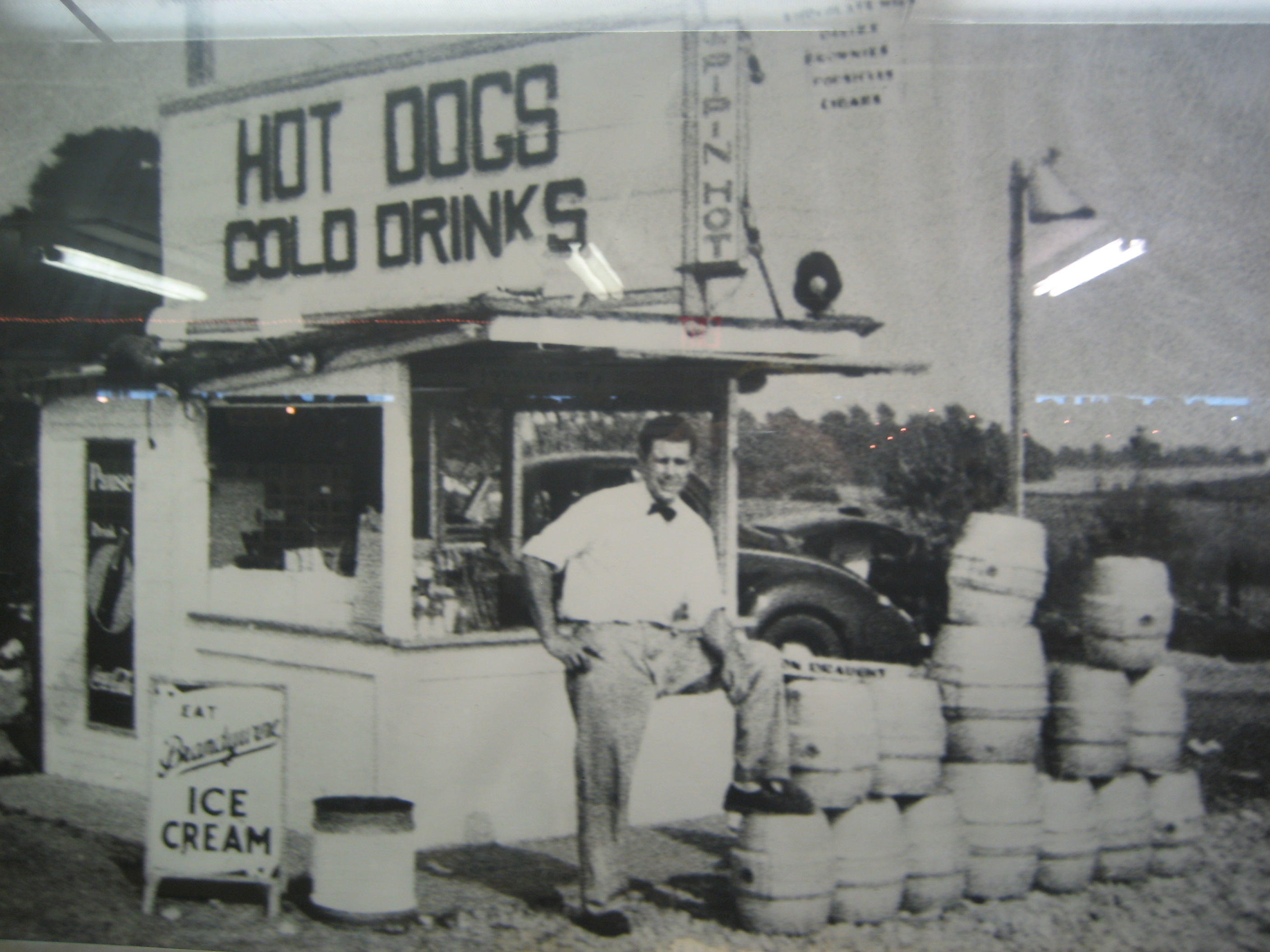 Jimmy John's Original Stand, 1940